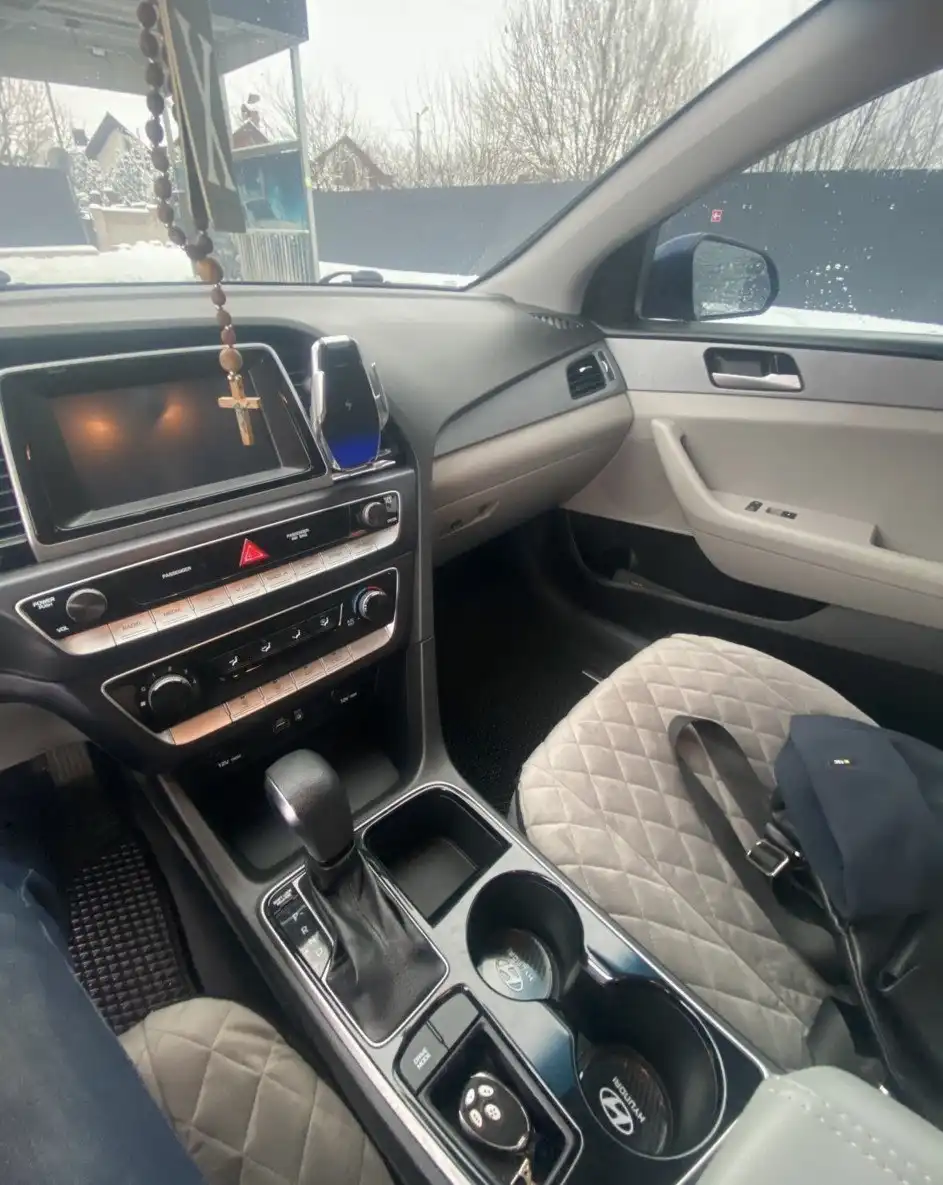 Продажа Hyundai Sonata 2018 года - Легковые автомобили (Авто) в Махачкала