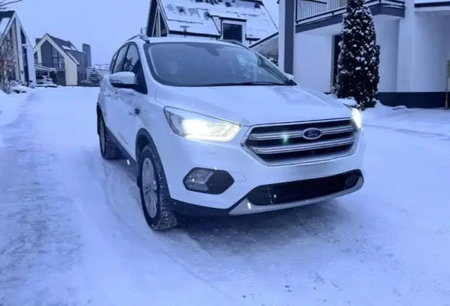 Продам Ford Kuga 2019 года - Авто в Махачкала