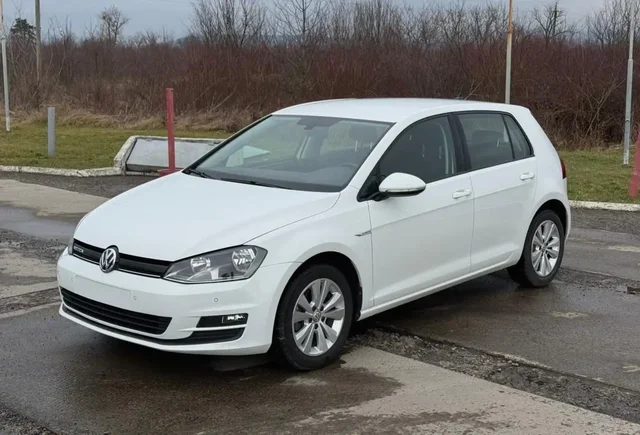 Продам Volkswagen Golf 2017 - частное объявление в Махачкала
