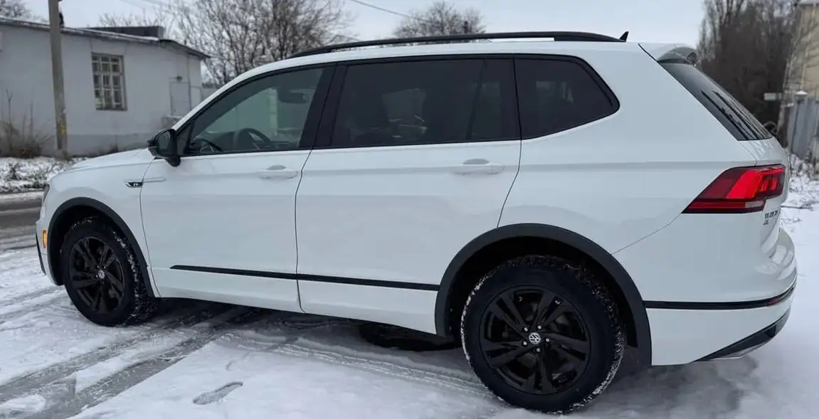 Volkswagen Tiguan R-Line 2019 2.0 TSI 220 л.с. автомат - Легковые автомобили (Авто) в Махачкала