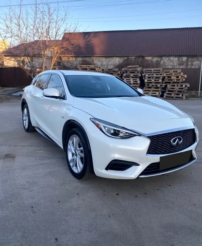 Infiniti QX30 2017 года, 2.0 AT, турбо - Авто в Махачкала