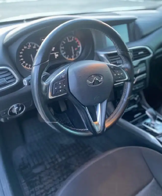 Infiniti QX30 2017 года, 2.0 AT, турбо - Авто в Махачкала