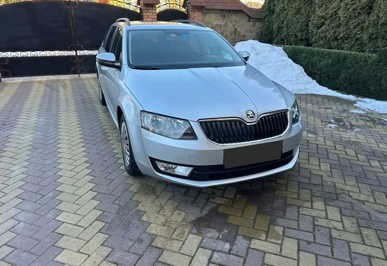 Продажа Skoda Octavia универсал - Легковые автомобили (Авто) в Махачкала