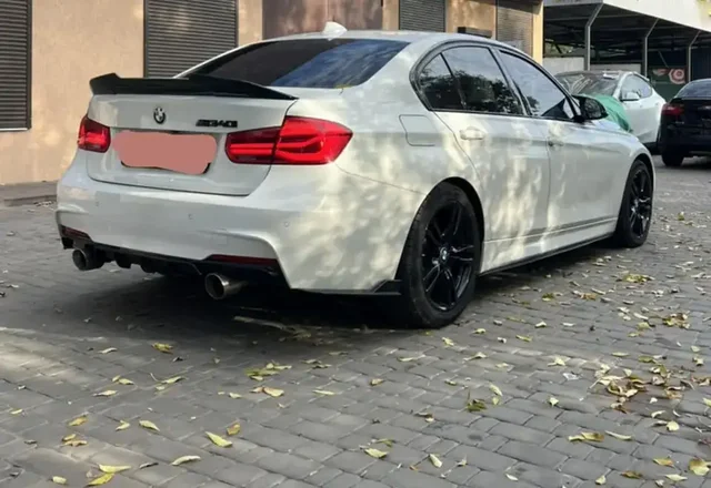 BMW 3 Series 2018 340i в отличном состоянии - Шины и диски в Махачкала