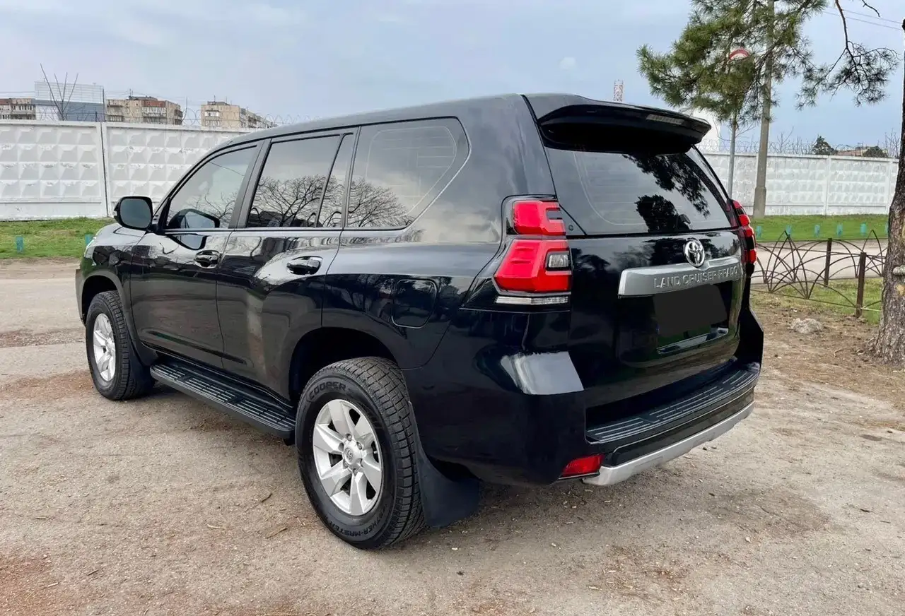 Продажа Toyota Land Cruiser Prado 2019 года - Внедорожник (Авто) в Махачкала