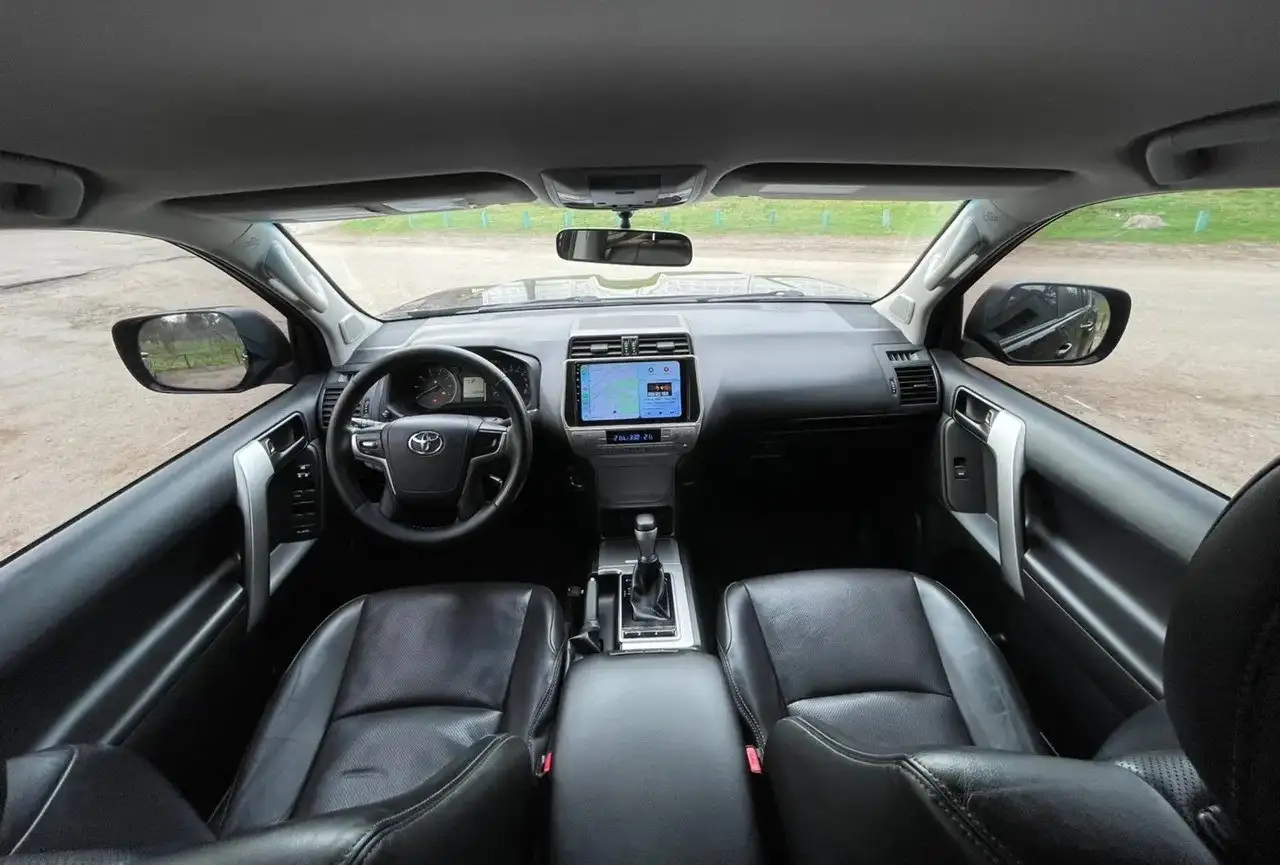 Продажа Toyota Land Cruiser Prado 2019 года - Внедорожник (Авто) в Махачкала
