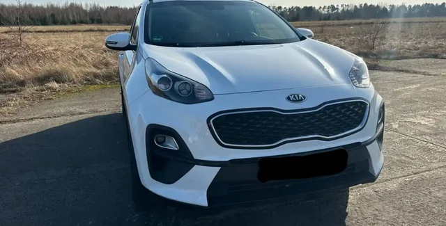 Kia Sportage 2021, бензин 1.6 л, автомат - Авто в Махачкала