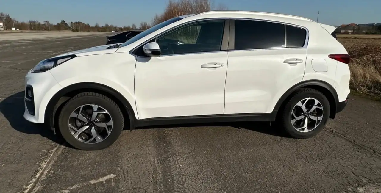 Kia Sportage 2021, бензин 1.6 л, автомат - Кроссовер (Авто) в Махачкала