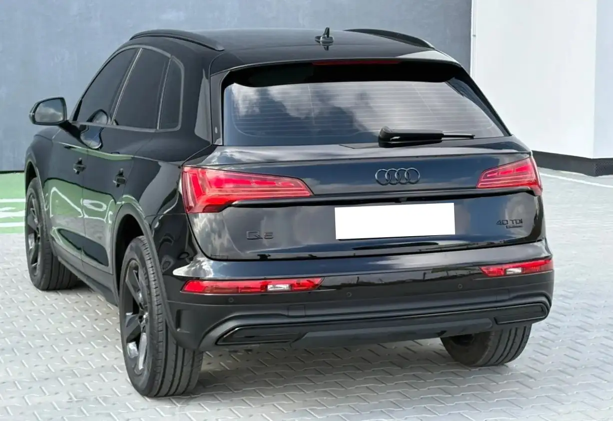 Audi Q5 2021 - Внедорожники (Авто) в Махачкала