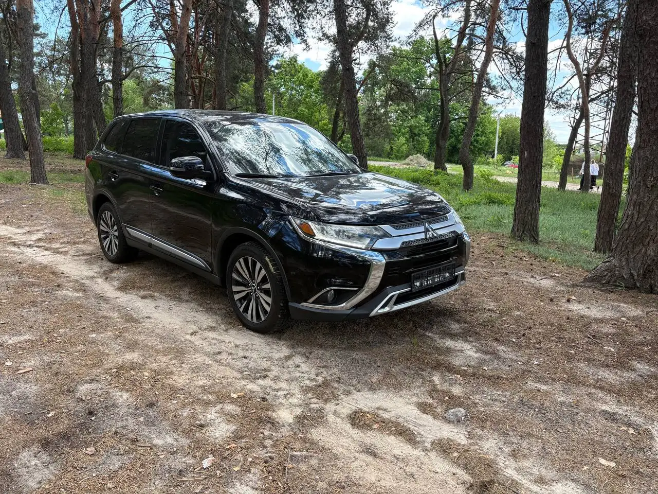 Mitsubishi Outlander 2019 - Внедорожники (Авто) в Махачкала