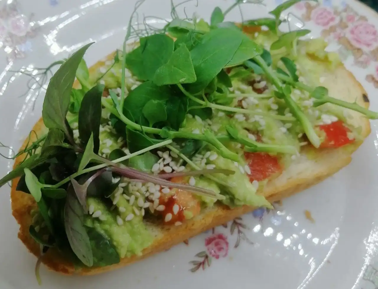 Продажа зеленых ростков для здоровья