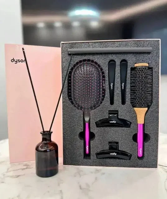 Подарочный набор расчесок Dyson 7 предметов - Красота и здоровье в Ростов-на-Дону