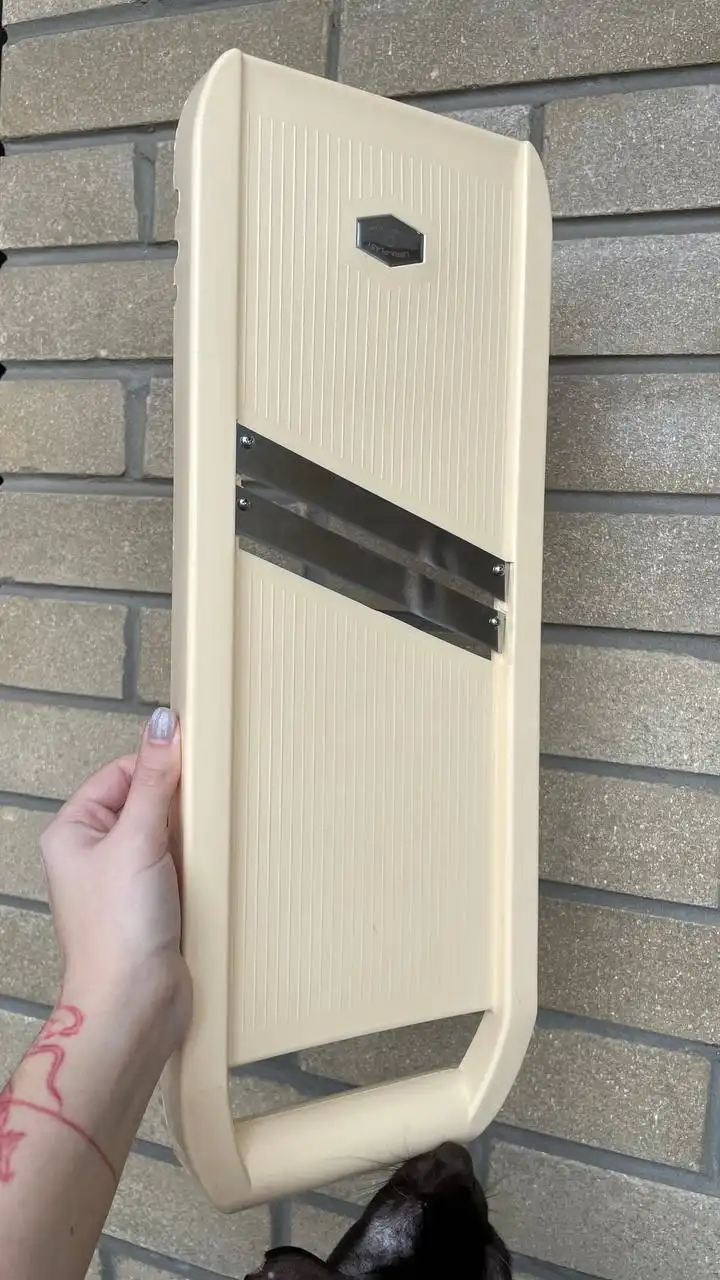 Продажа кухонной утвари: кольца кондитерские и терка для капусты