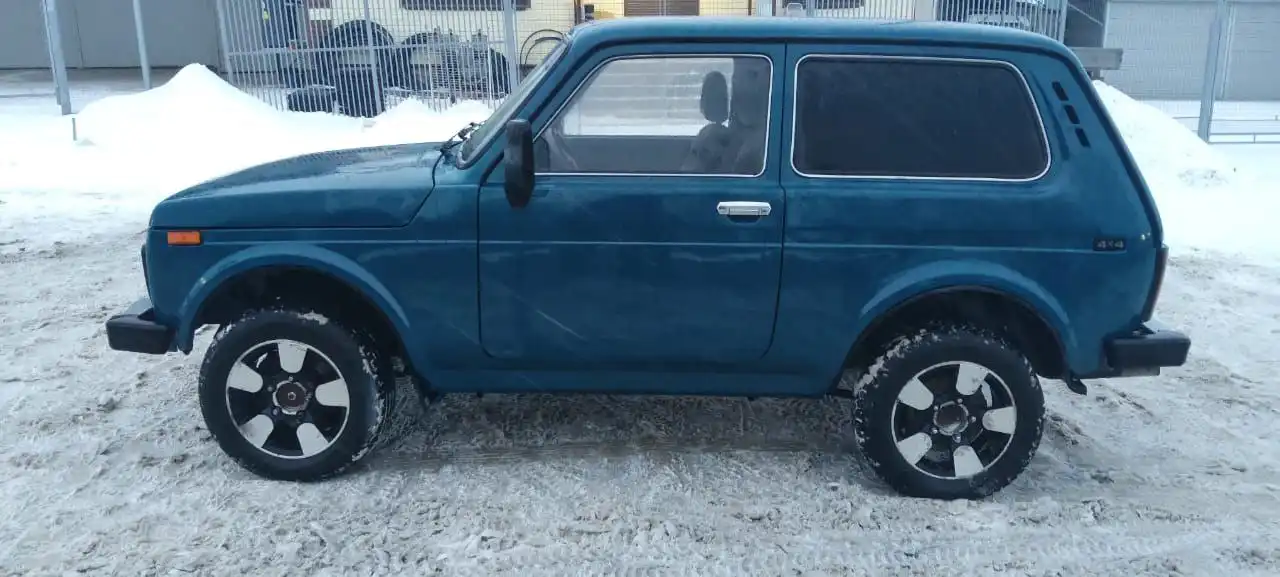 Продам Ниву 2004 года