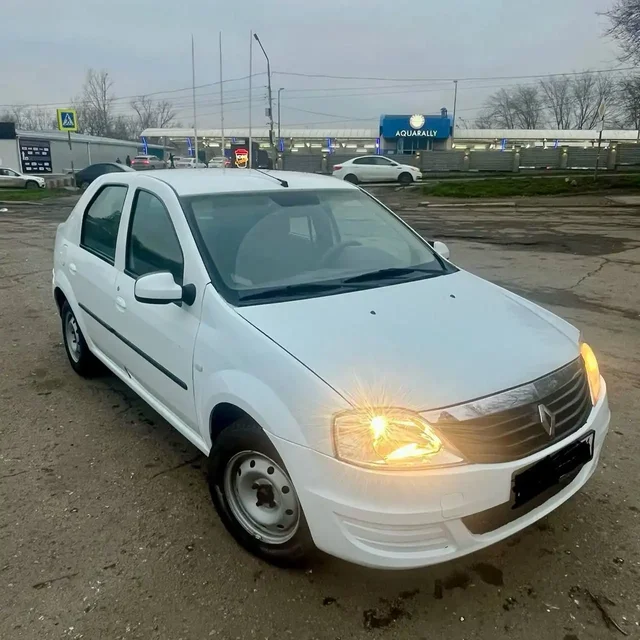 Рено Логан 2013 года в отличном состоянии - Авто в Ростов-на-Дону