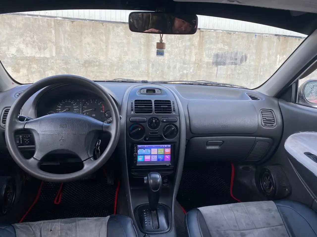 Mitsubishi Carisma 1997 года с АКПП - Легковые автомобили (Авто) в Ростов-на-дону