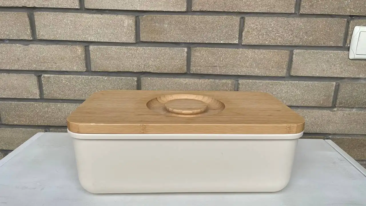 Продажа хлебницы с деревянной разделочной доской - Для дома и дачи в Ростов-на-Дону