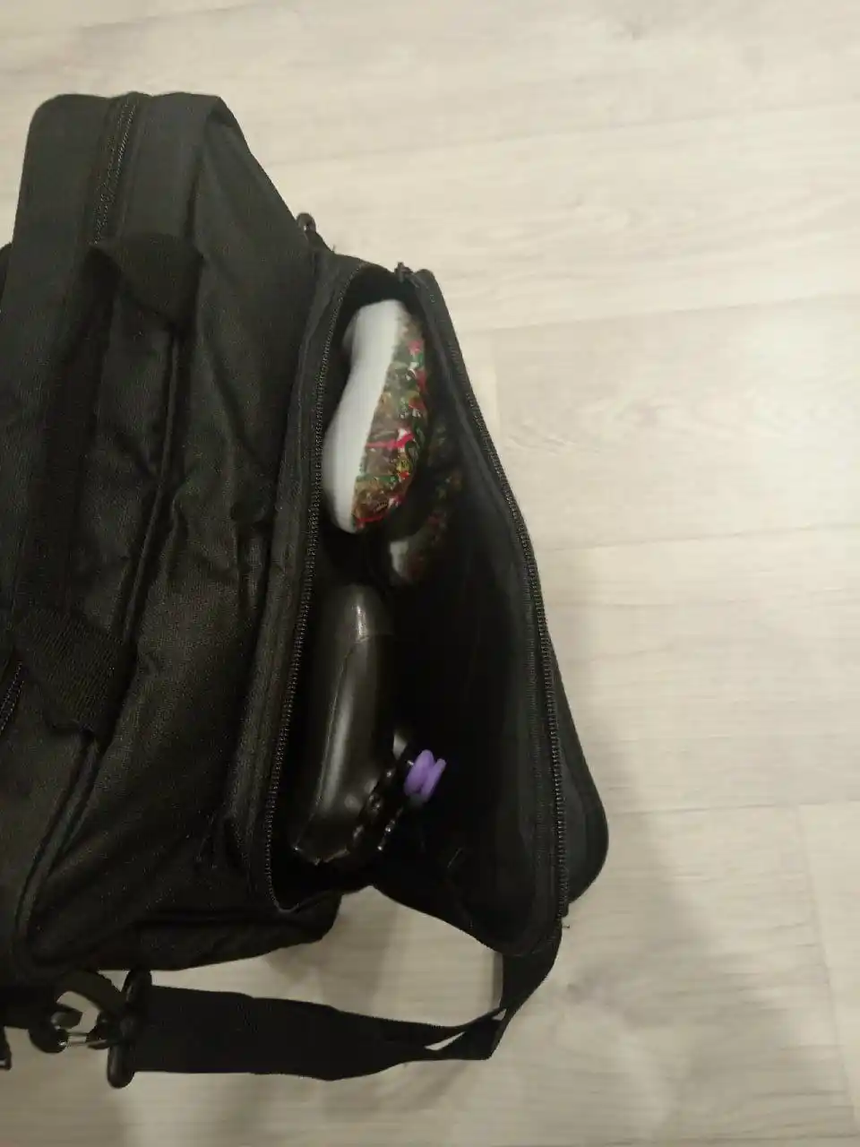 Продам Sony PlayStation 4 Slim 1Tb