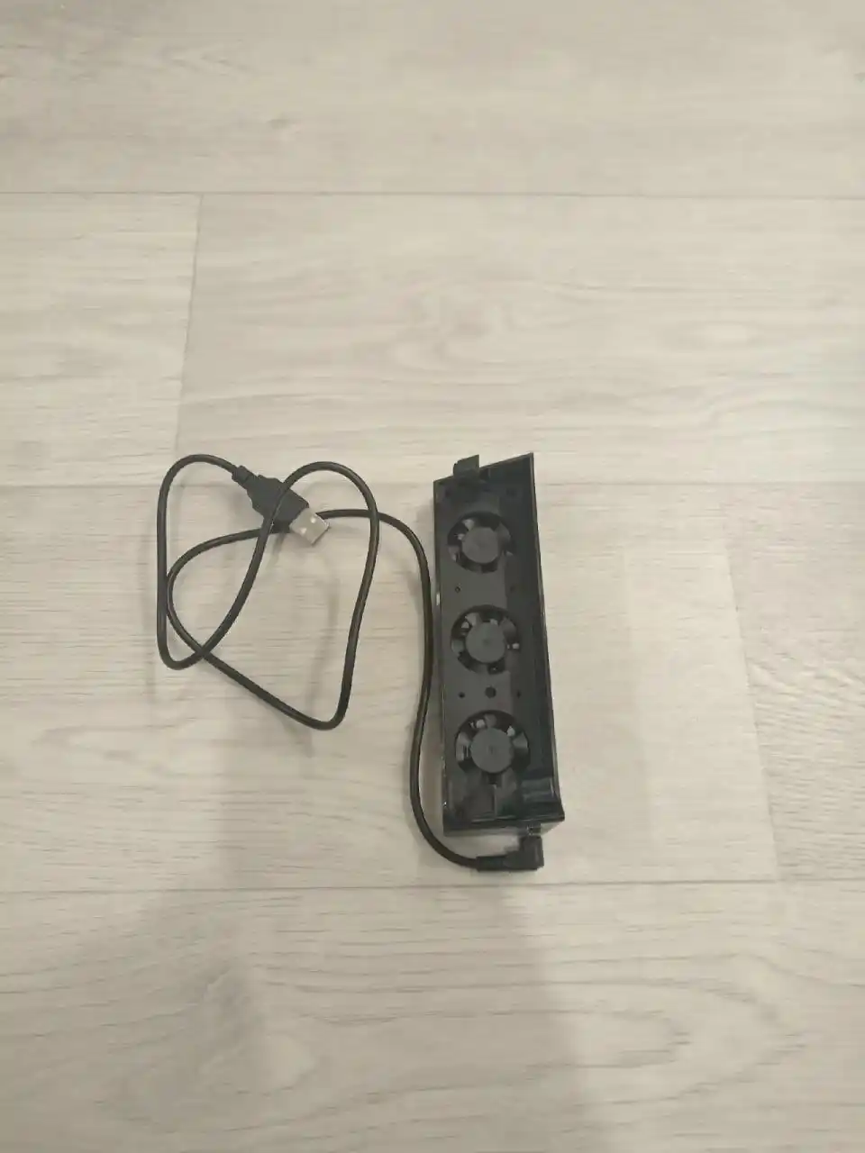 Продам Sony PlayStation 4 Slim 1Tb