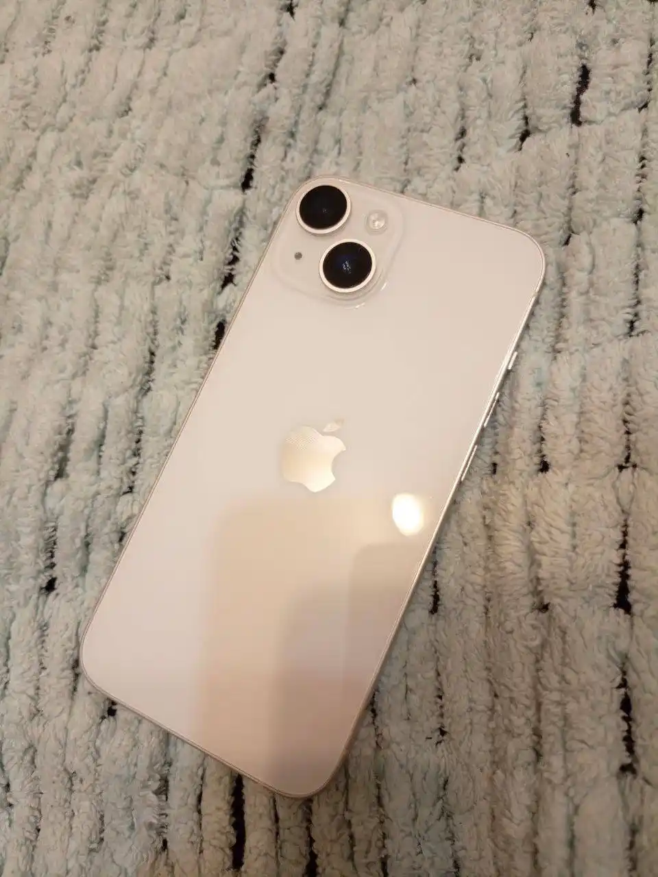 Продам айфон 14 на 512гб