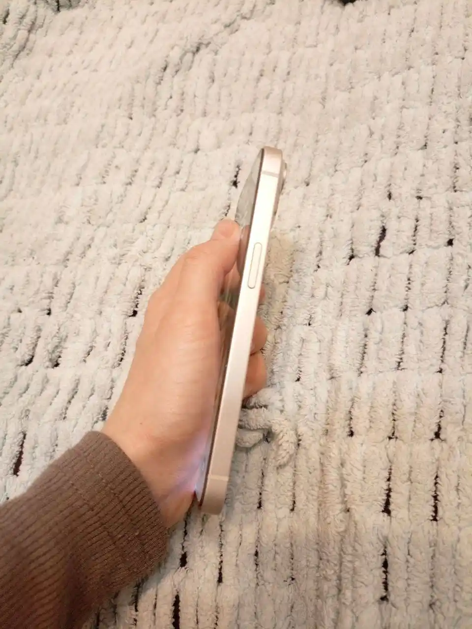 Продам айфон 14 на 512гб