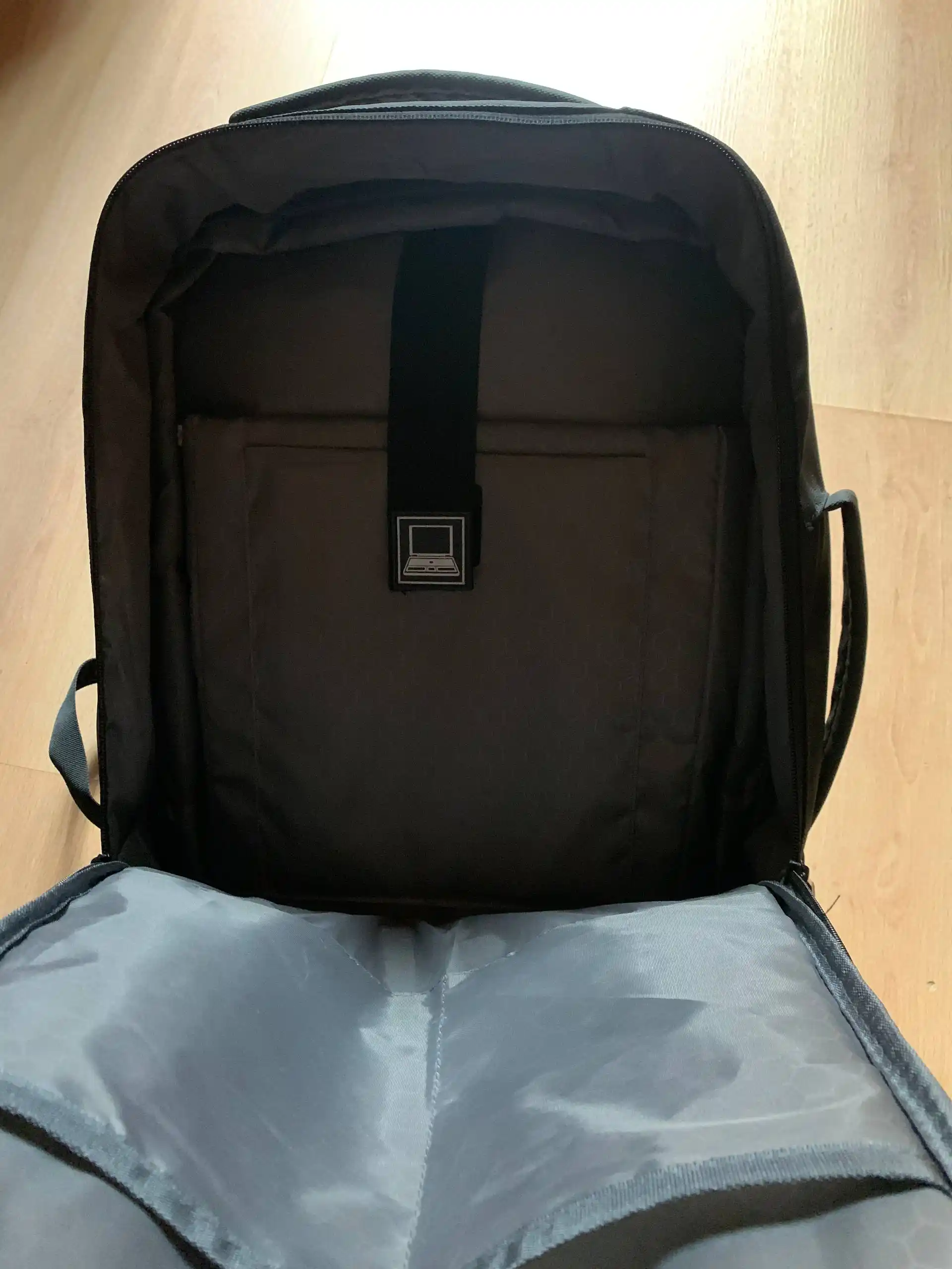 Рюкзак новый непромокаемый