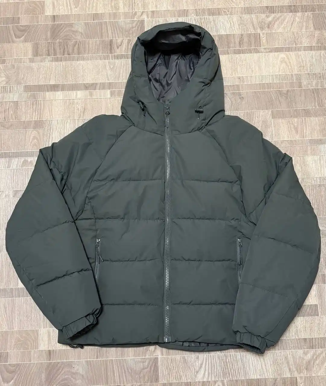 Продам зимнюю куртку ТВОЁ