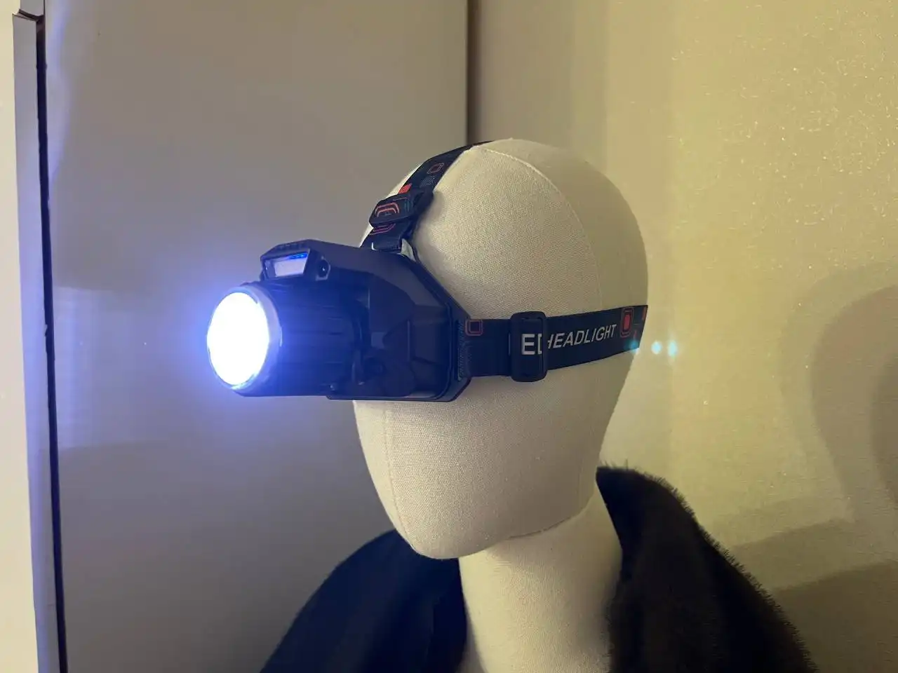 Мощный налобный фонарь