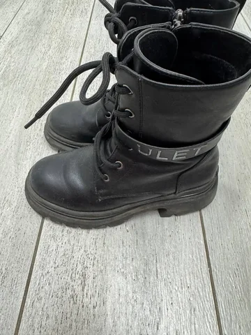 Демисезонные ботинки р.34 - Одежда в Чебоксары