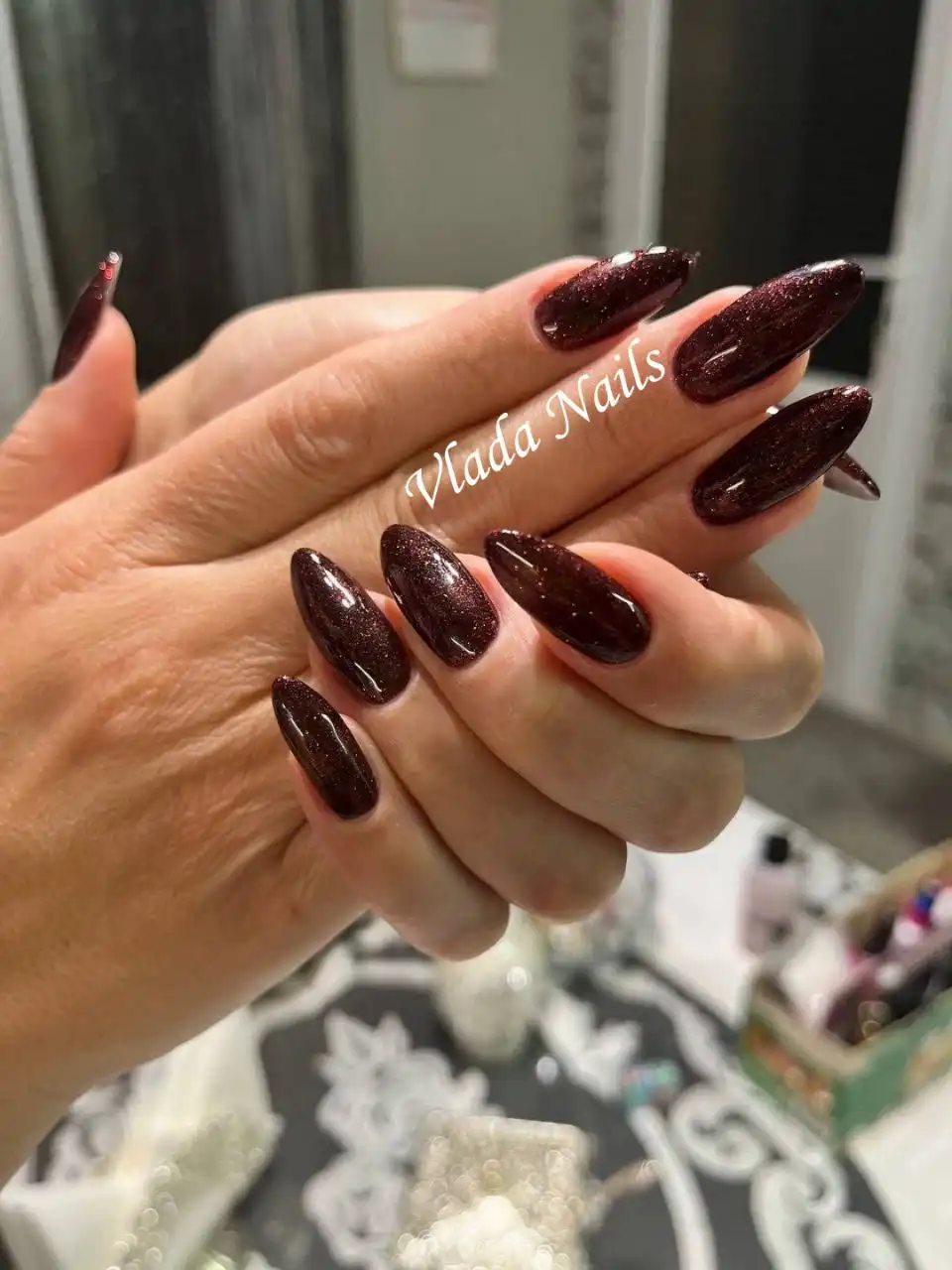 Маникюр с укреплением и покрытием