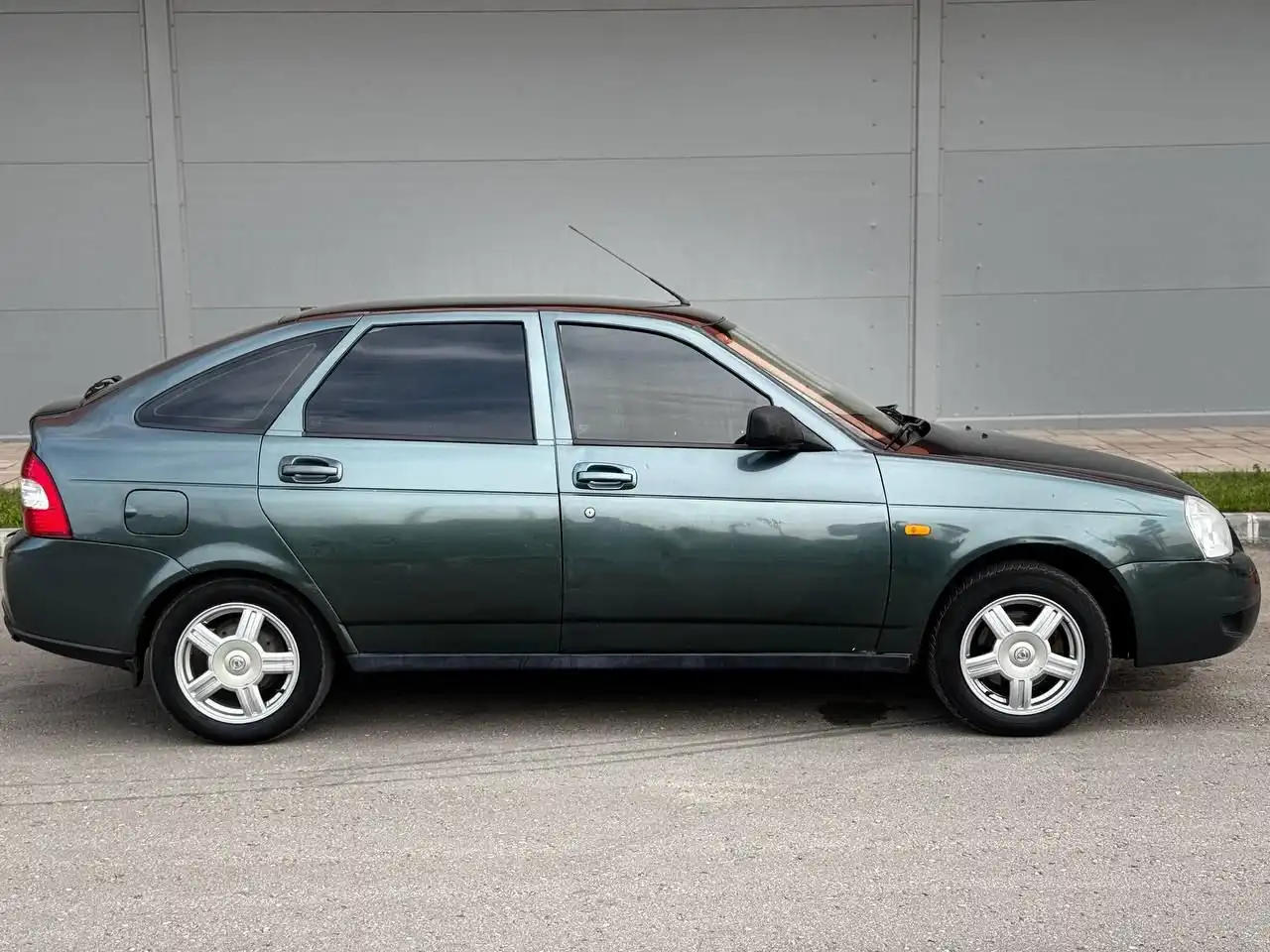 Lada Priora 2011 года с МКПП