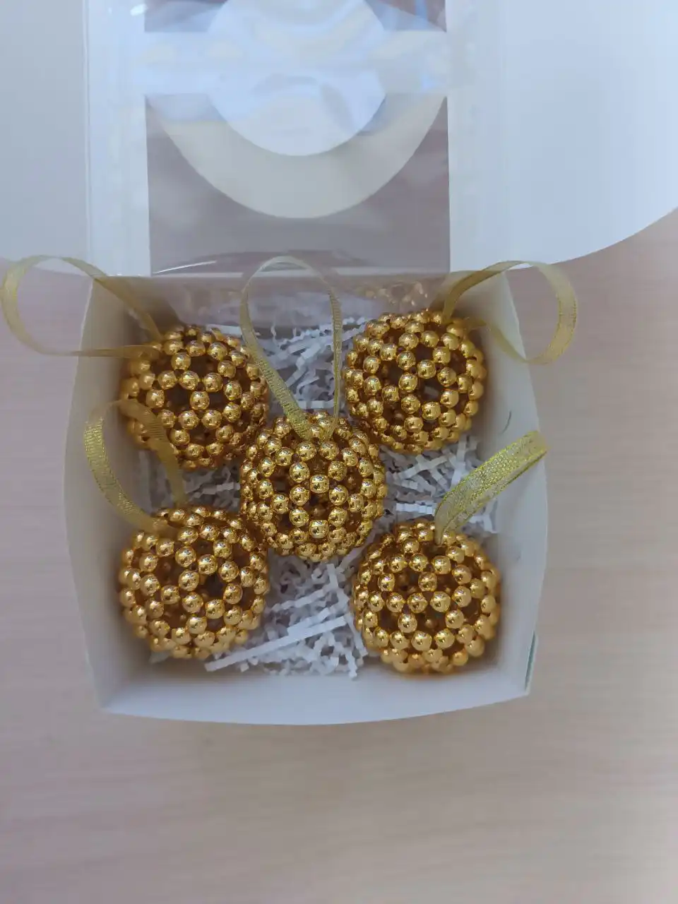 Елочные шары из бусин