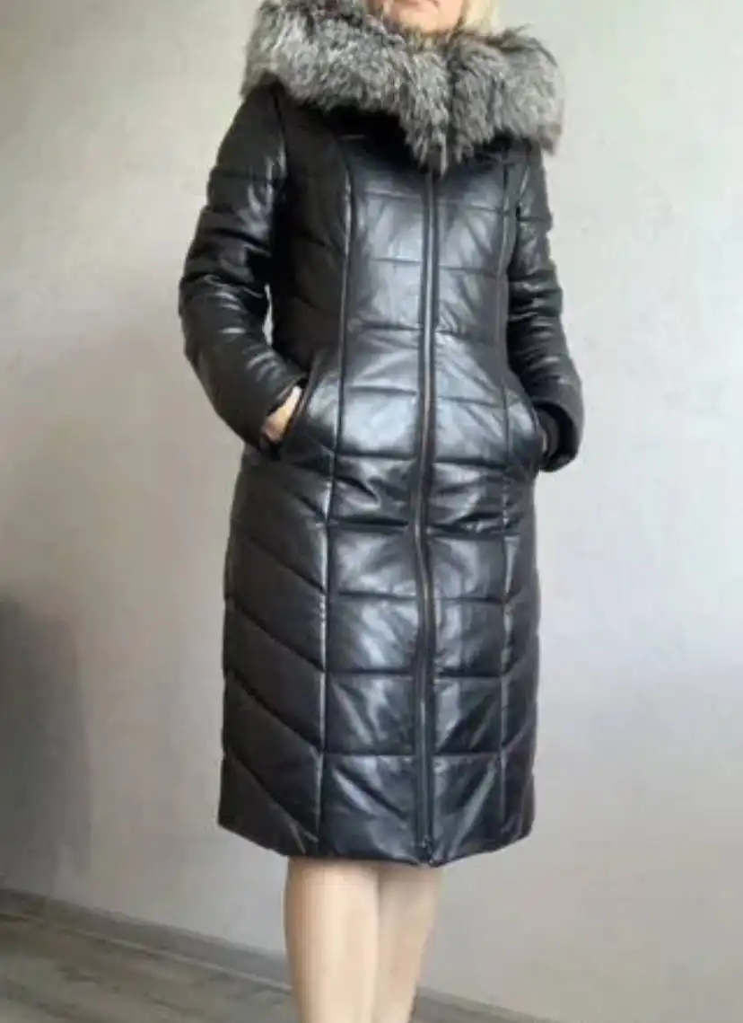 Кожаное утепленное пальто 42 размера