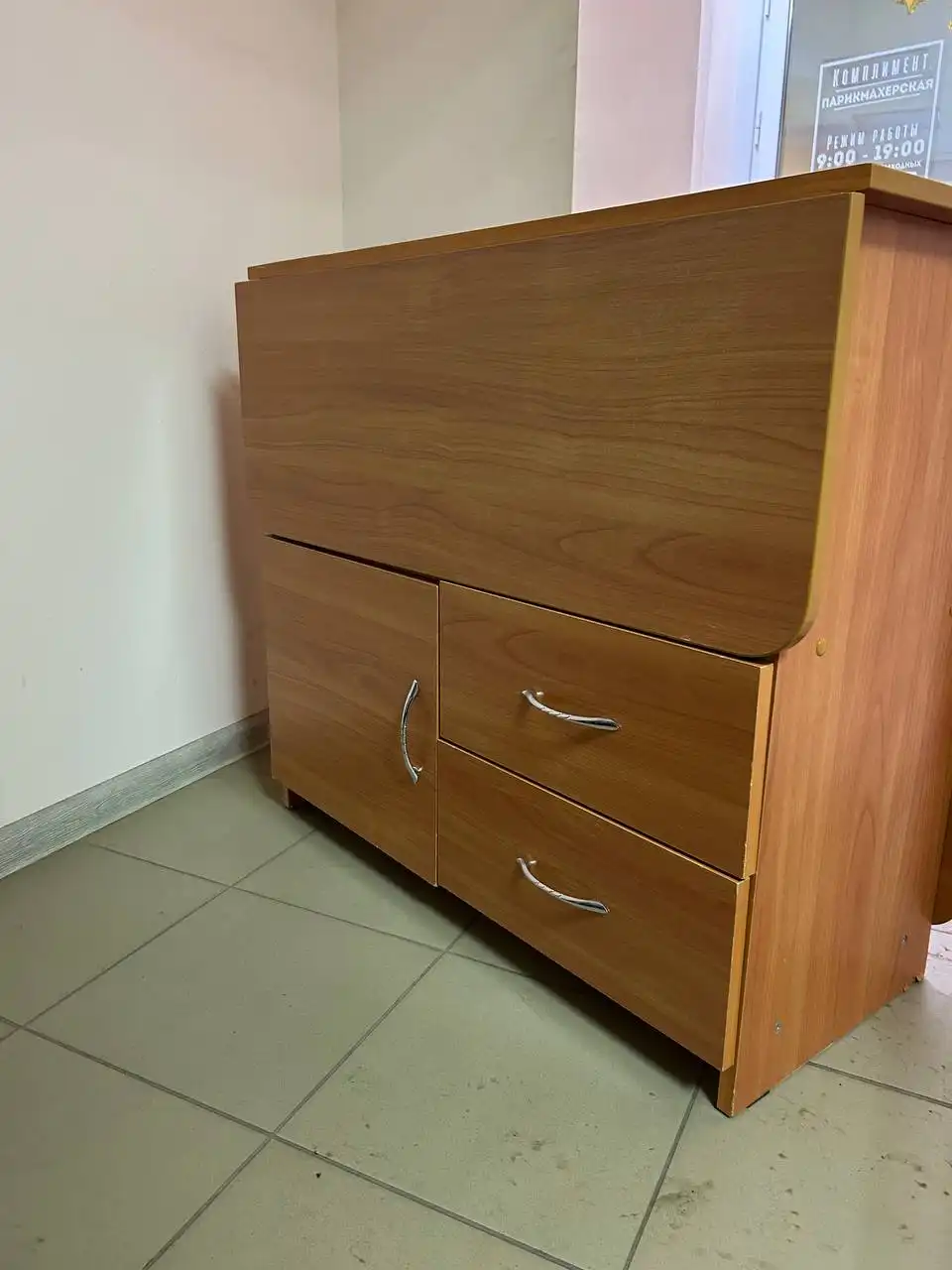 Стол книжка б/у в рабочем состоянии