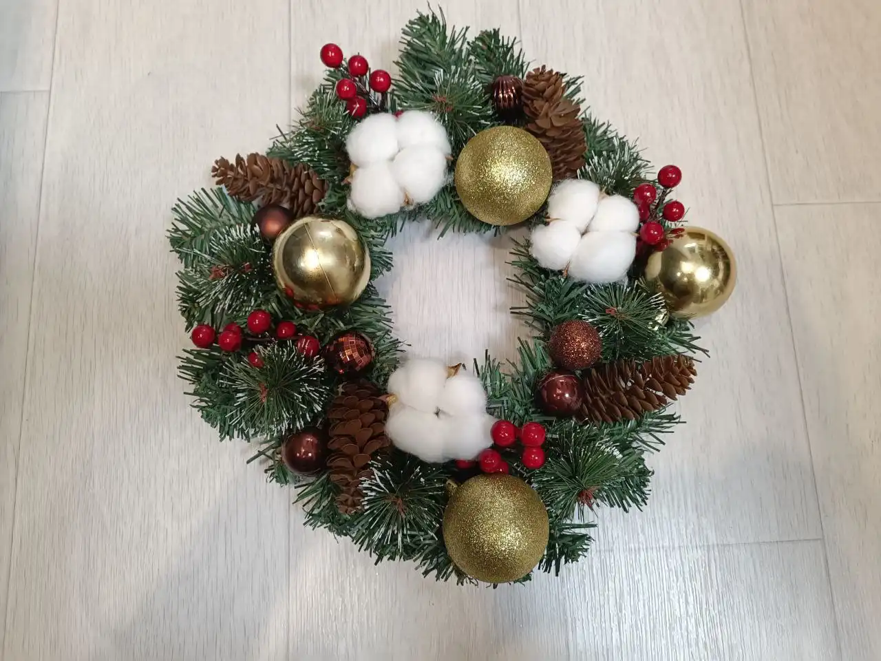 Новогодние венки, подсвечники, ёлки ручной работы