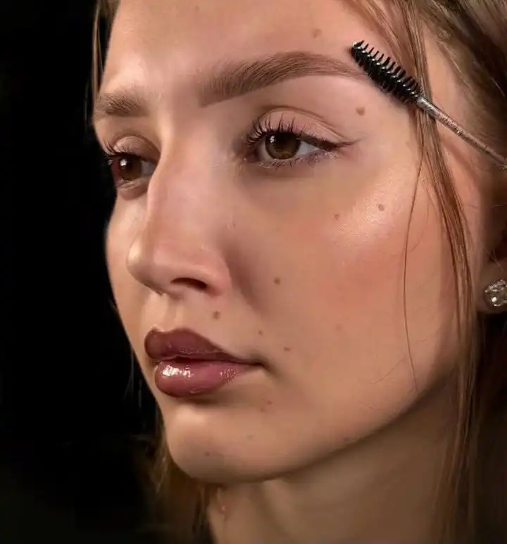 Красота бровей и ресниц