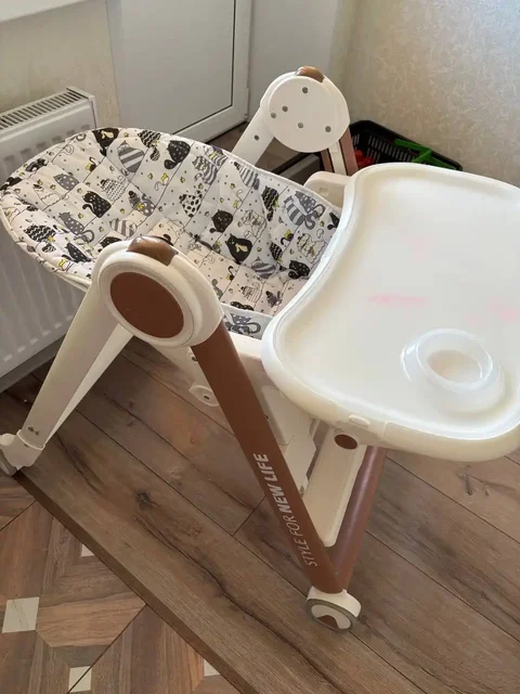 Стульчик для кормления на колесиках - Товары для детей в Чебоксары