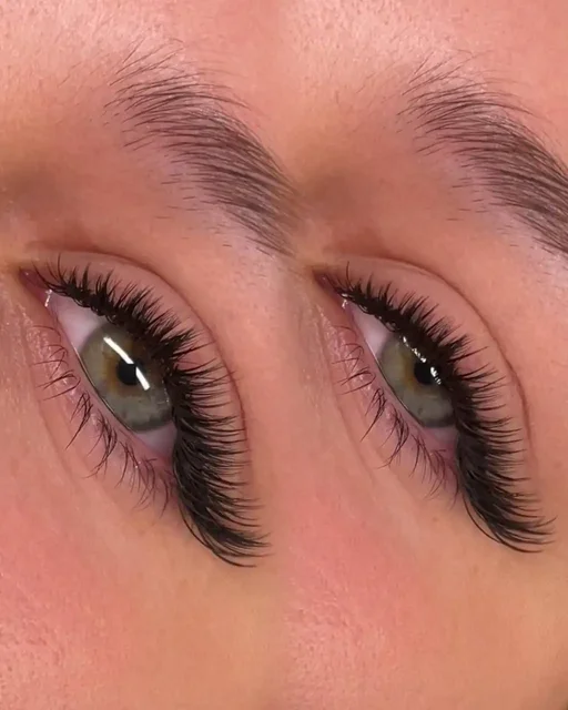 Наращивание ресниц в студии - частное объявление в Чебоксары