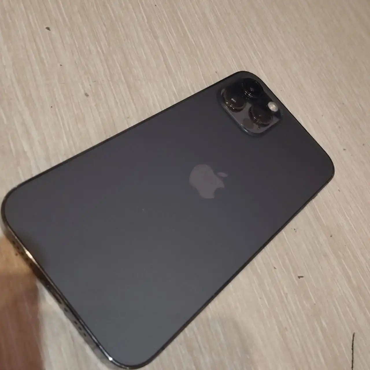 Продам iPhone 12 Pro 128 ГБ