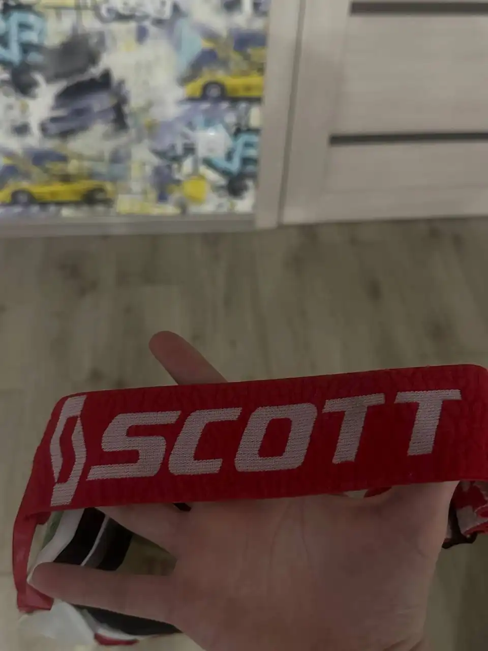 Шлем велосипедный M с очками в подарок