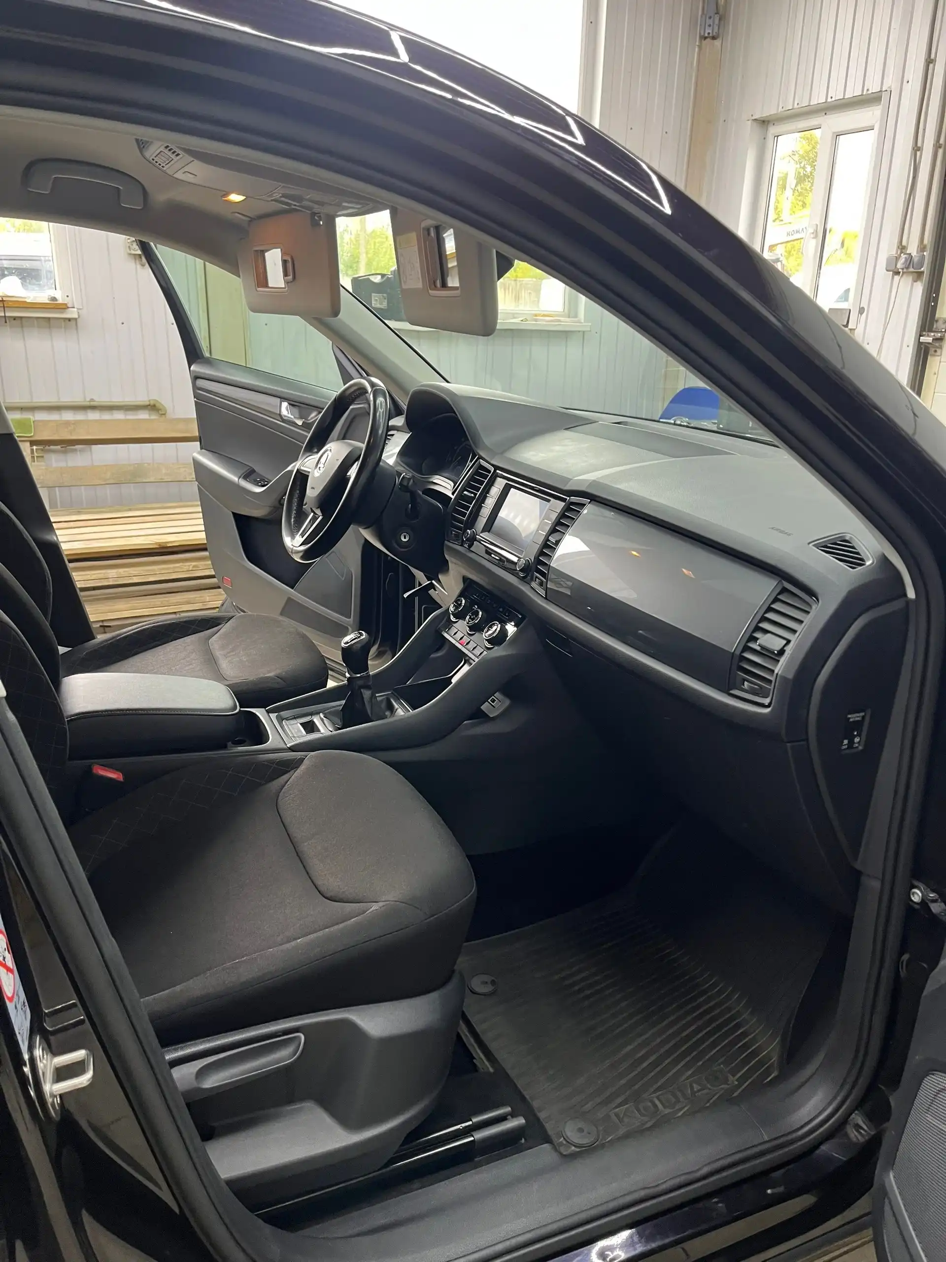 Профессиональная химчистка салона автомобиля в Чебоксарах - Автомобильные услуги (Услуги) в Чебоксары