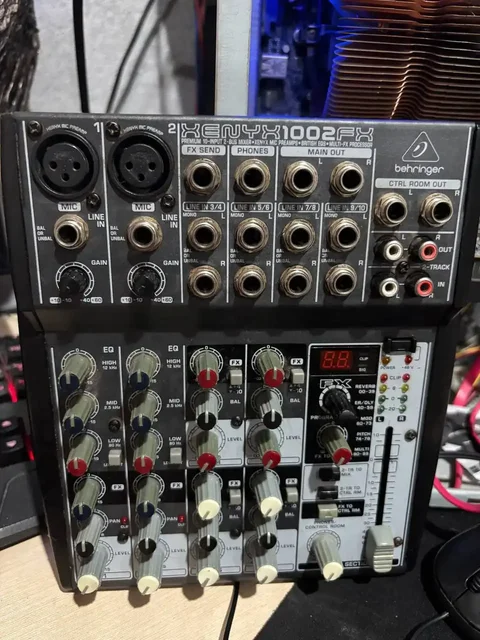 Продажа микшерного пульта без блока питания - частное объявление в Чебоксары