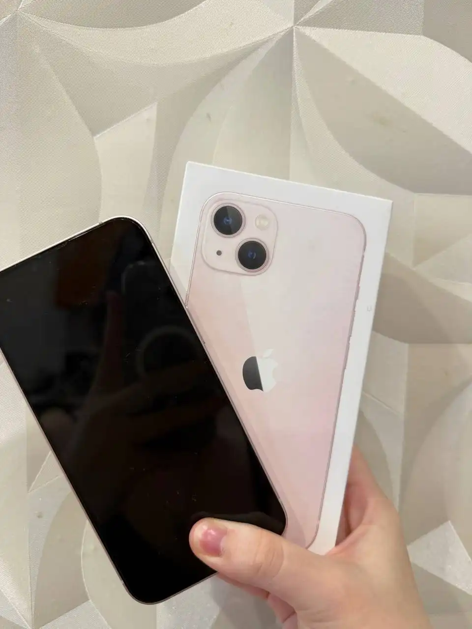 Продам iPhone 13 128 Гб - Смартфоны (Электроника) в Чебоксары