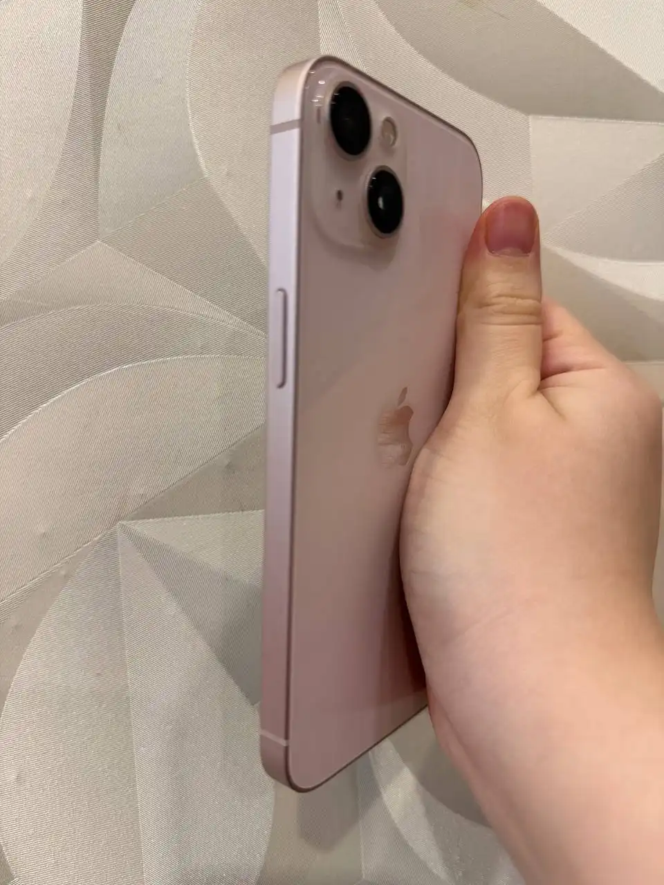 Продам iPhone 13 128 Гб - Смартфоны (Электроника) в Чебоксары