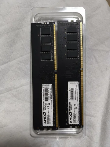 Продам оперативную память AMD Radeon 16GB DDR4 - Компьютерные комплектующие в Чебоксары