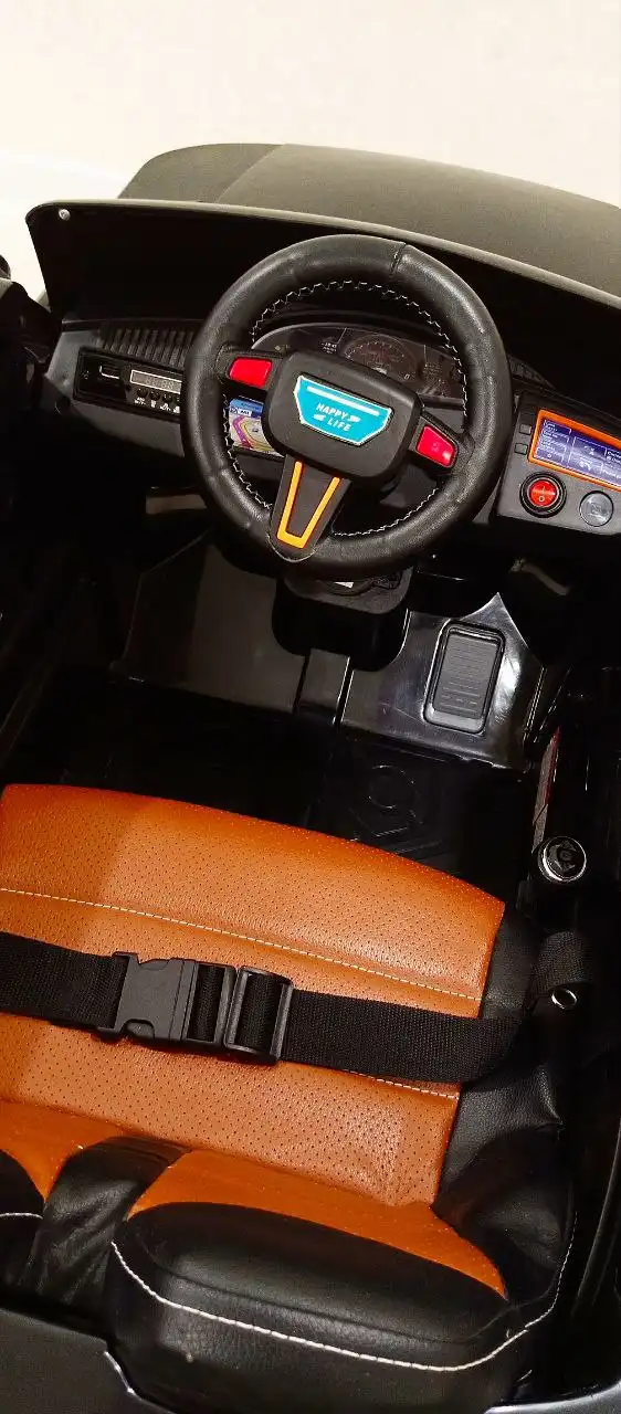 Детская машина с пультом управления в хорошем состоянии - Детские товары (Барахолка) в Чебоксары