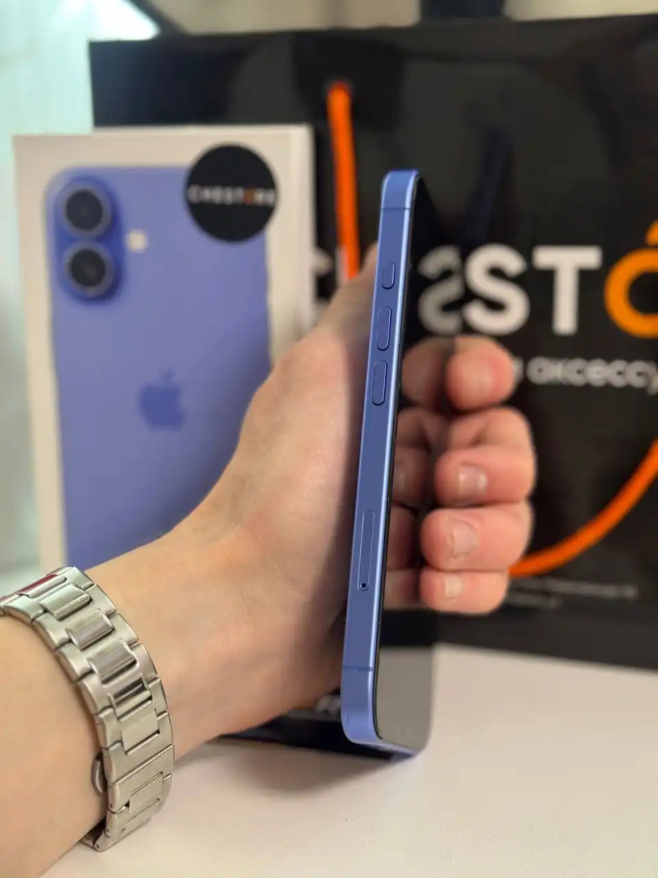 Продам iPhone 16 128 GB Ультрамарин - Смартфоны (Электроника) в Чебоксары