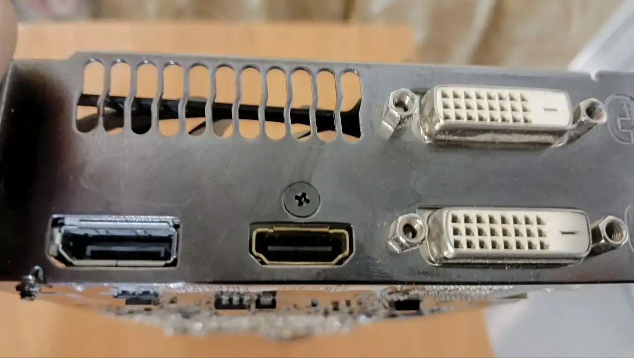 Продажа компьютерных комплектующих: видеокарта, оперативная память, SSD - Компьютерные комплектующие (Электроника) в Чебоксары