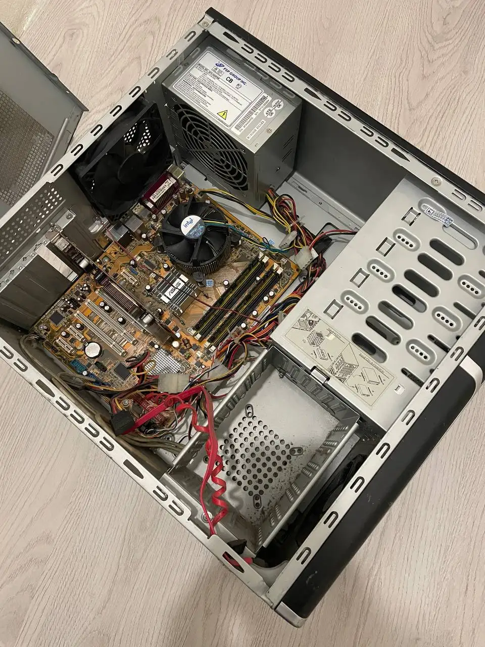 Продам старенький компьютер - Компьютеры (Электроника) в Чебоксары