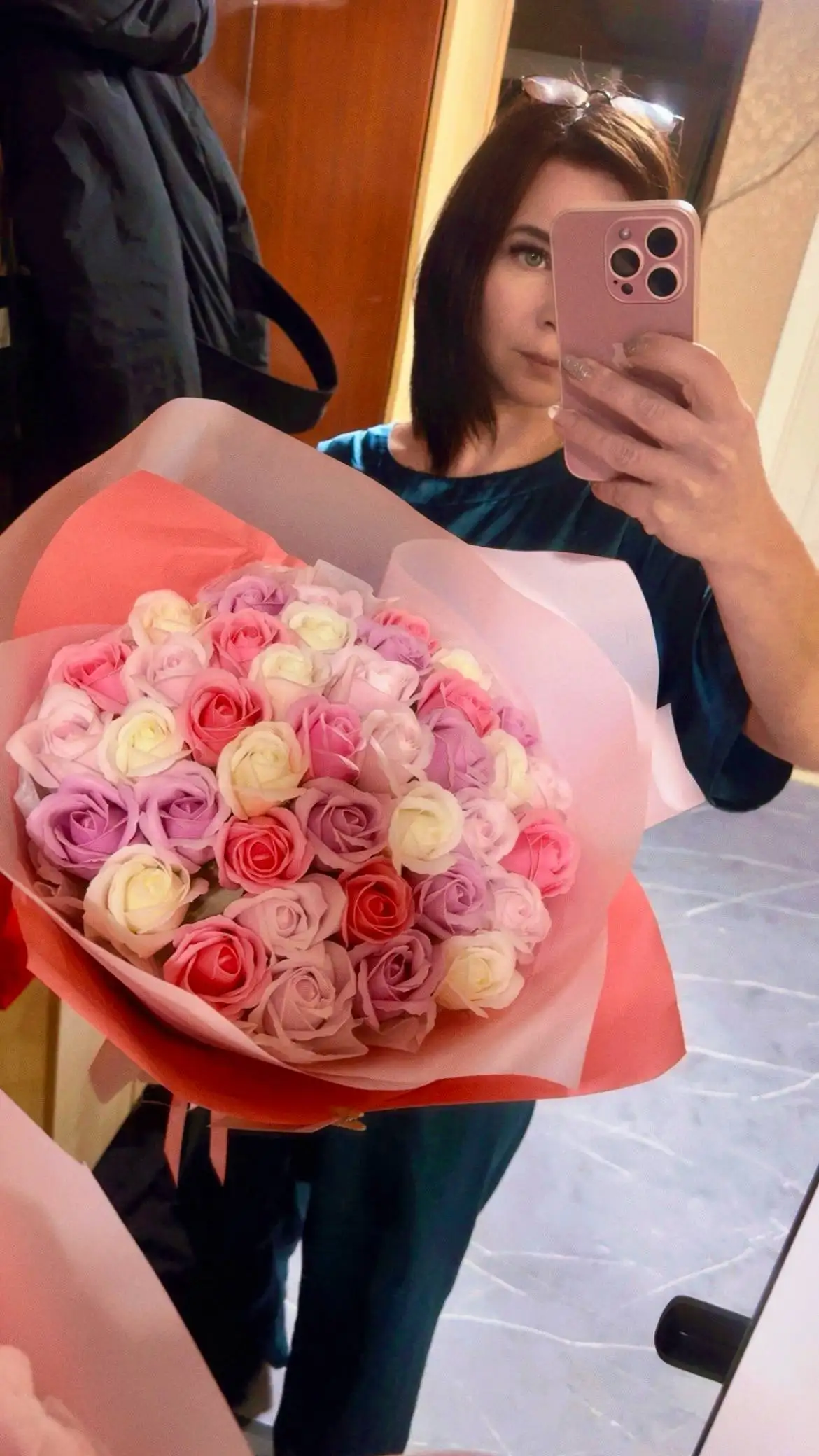 Букеты из мыльных роз и наборы из киндеров к 14 февраля и 8 марта - Цветы и подарки (Барахолка) в Чебоксары